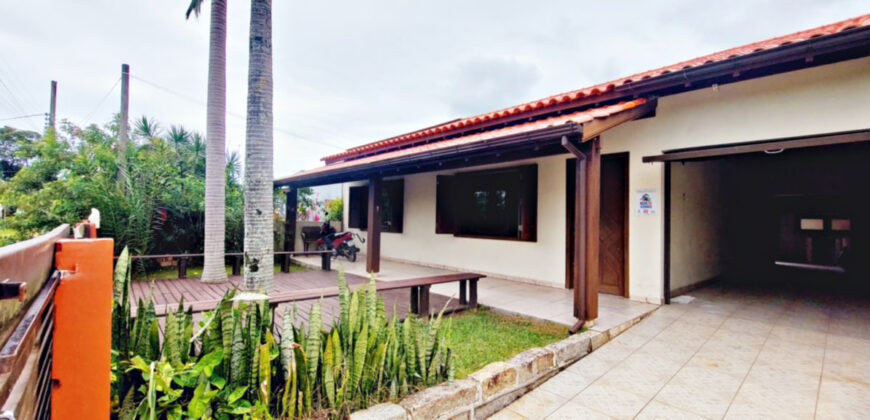 Casa à Venda no loteamento Janaina – Imbituba/SC