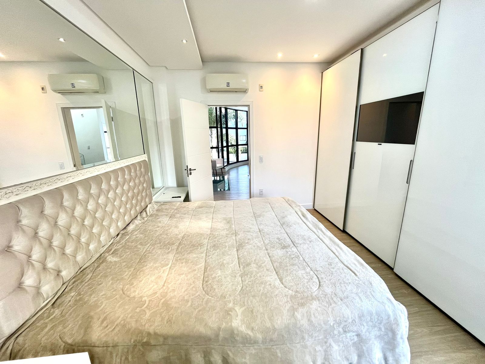 Casa de alto padrão no Garden Condomínio Clube – Deltaville/Biguaçu 