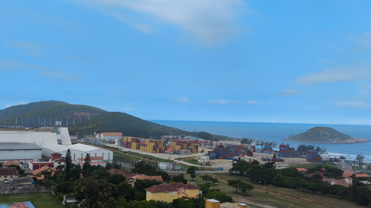 Apartamento no último andar – Acquavila Home Club | Imbituba-SC