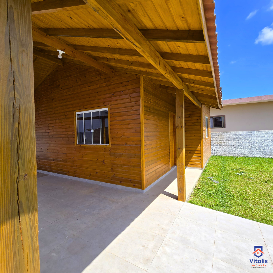 Casa em Imbituba, á poucos metros da Lagoa do Quintino