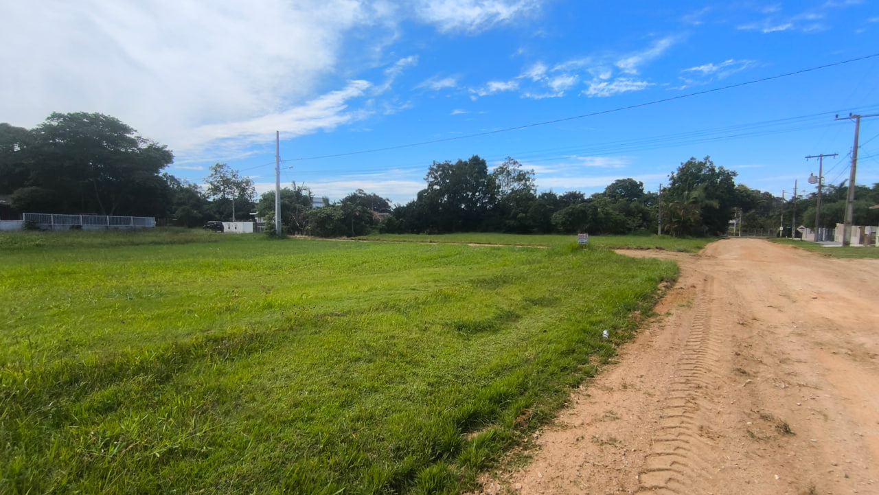 Terreno de esquina à venda em Imbituba – SC