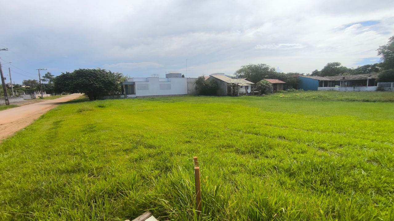 Terreno de esquina à venda em Imbituba – SC