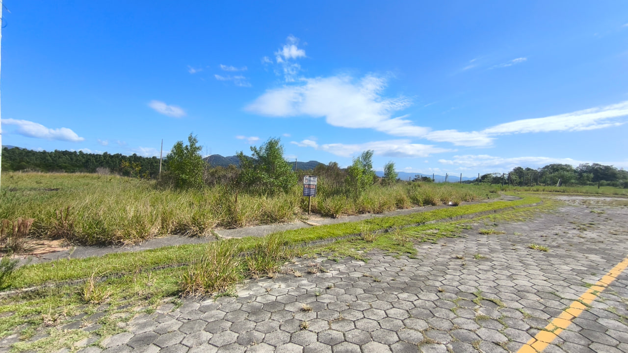 Terreno à Venda no Loteamento Bosque Imbituba