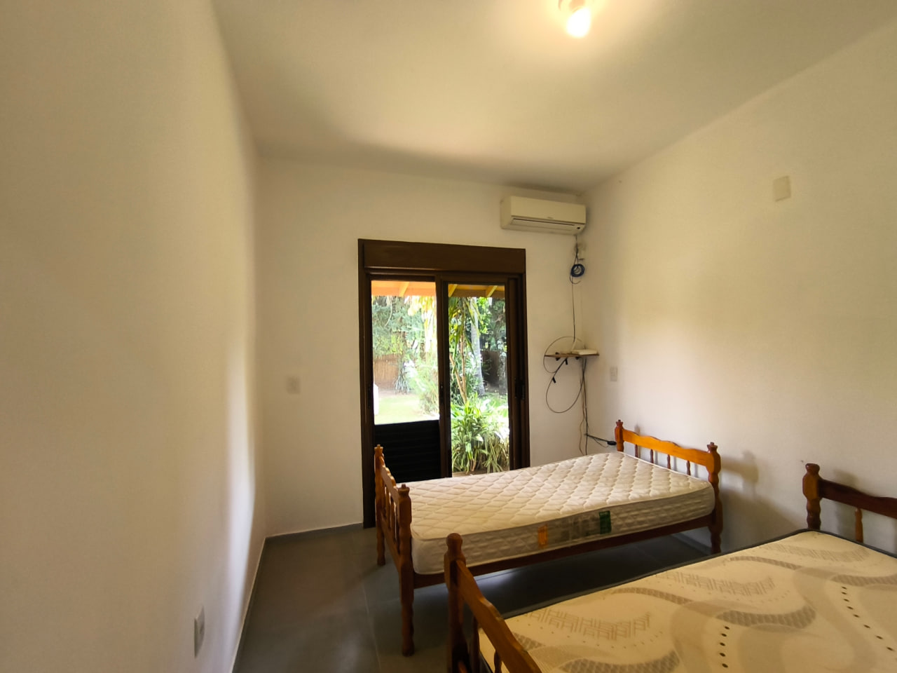 Casa com vista para lagoa à venda – Campo D’una, Garopaba/SC