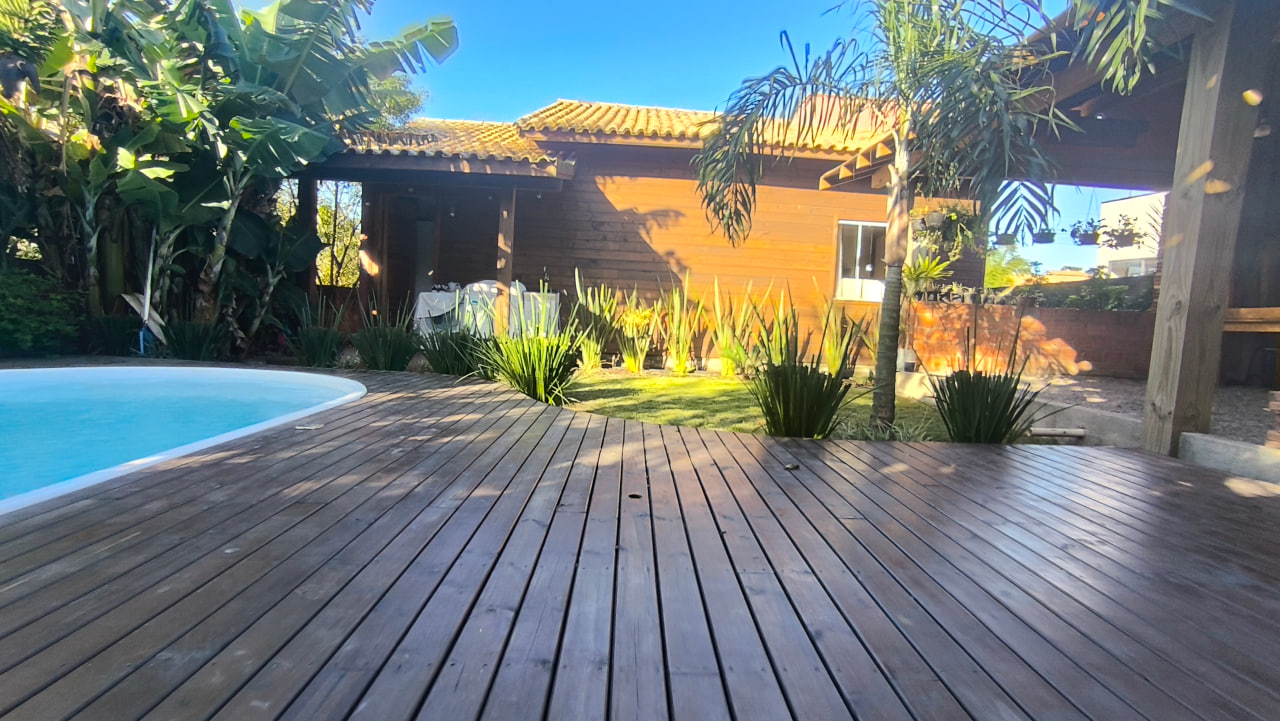Casa á venda no bairro Arroio do Rosa, Imbituba-SC.