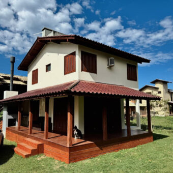 Casa à venda na Praia do Rosa, Imbituba-SC
