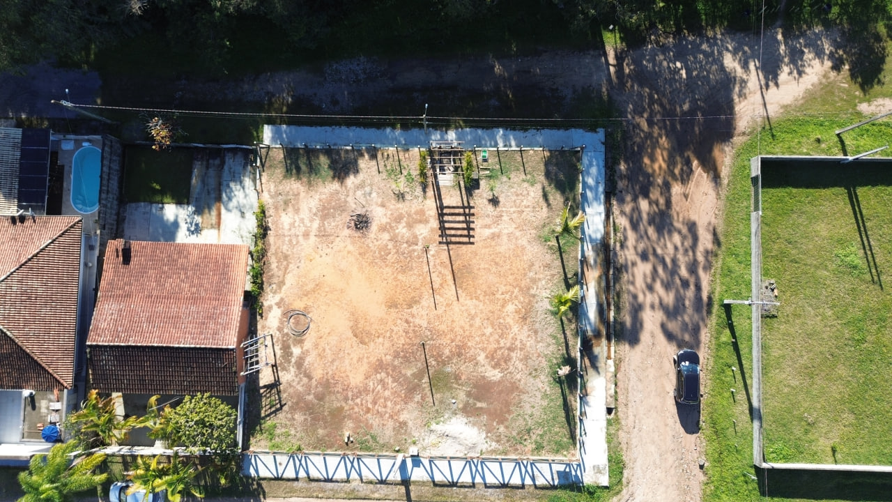 Oportunidade exclusiva á beira da Lagoa de Ibiraquera