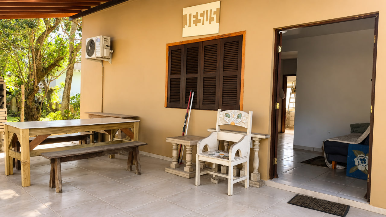 Casa a venda no bairro Arroio, Imbituba-SC