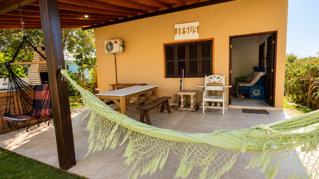 Casa a venda no bairro Arroio, Imbituba-SC